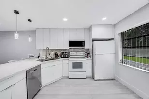 21362 Juego Cir, Boca Raton, FL 33433 - Photo 14