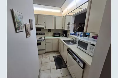 13383 Pineapple Palm Court, Delray Beach, FL 33484 - Photo 10
