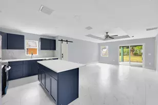 2002 Avenue M, Fort Pierce, FL 34950 - Photo 6