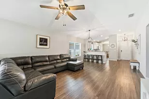 5435 NW Pine Trail Cir, Port Saint Lucie, FL 34983 - Photo 8