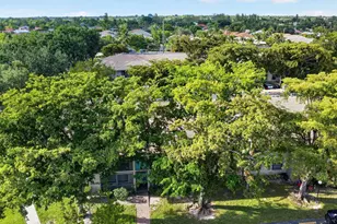 9810 Pineapple Tree Dr, Boynton Beach, FL 33436 - Photo 32