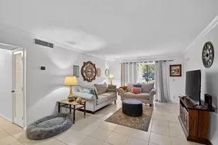 9810 Pineapple Tree Dr, Boynton Beach, FL 33436 - Photo 10