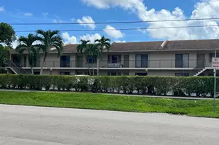 960 NW 45th St, Deerfield Beach, FL 33064 - Photo 1