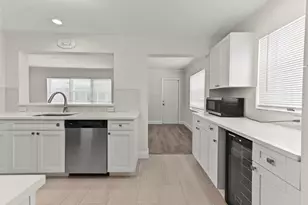 717 SW 16th St, Boynton Beach, FL 33426 - Photo 12