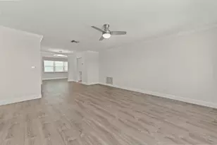 717 SW 16th St, Boynton Beach, FL 33426 - Photo 6