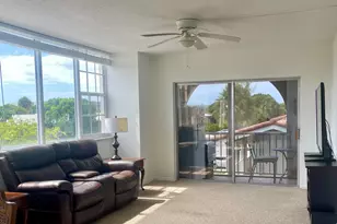 250 NE 20th St, Boca Raton, FL 33431 - Photo 12