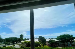 250 NE 20th St, Boca Raton, FL 33431 - Photo 14
