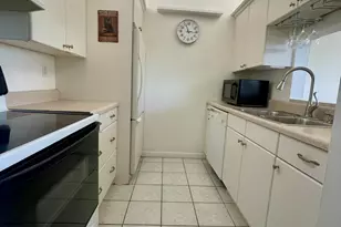250 NE 20th St, Boca Raton, FL 33431 - Photo 20