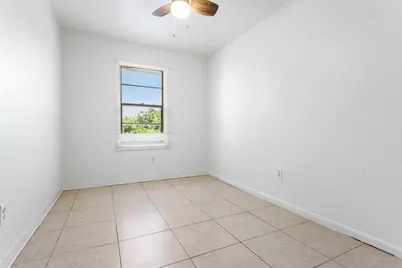 [Address not provided], Riviera Beach, FL 33404 - Photo 14