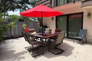 1604 16th Ct, Jupiter, FL 33477 - Photo 2