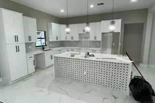 6447 NW Fontana St, Port Saint Lucie, FL 34986 - Photo 10