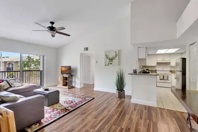 1400 S Crestwood Court S #1407, Royal Palm Beach, FL 33411 - Photo 4