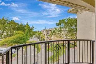 1400 S Crestwood Ct S, Royal Palm Beach, FL 33411 - Photo 26