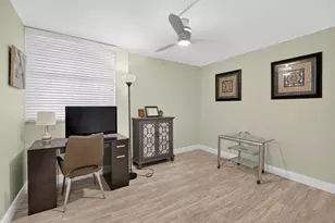 2070 Homewood Blvd, Delray Beach, FL 33445 - Photo 22