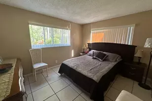 2615 NE 3rd Ct, Boynton Beach, FL 33435 - Photo 12
