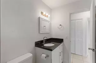 2001 NW 14th Ave, Fort Lauderdale, FL 33311 - Photo 20