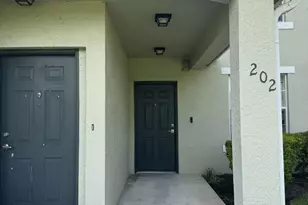 122 SW Peacock Blvd, Port Saint Lucie, FL 34986 - Photo 4