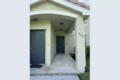 122 SW Peacock Boulevard #12-202, Port Saint Lucie, FL 34986 - Photo 4