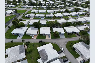 7105 NW 68th Avenue, Tamarac, FL 33321 - Photo 4