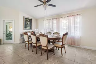 12987 N 66th Pl N, The Acreage, FL 33470 - Photo 10