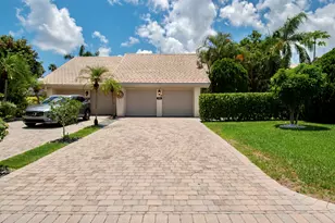 9708 Erica Ct, Boca Raton, FL 33496 - Photo 2