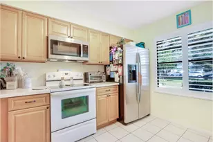 1601 Sabal Ridge Cir, Palm Beach Gardens, FL 33418 - Photo 2
