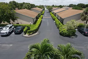 3849 Harwood St, West Palm Beach, FL 33403 - Photo 6
