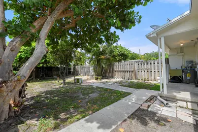 429 Lytle Street, West Palm Beach, FL 33405 - Photo 16