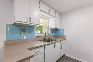 429 Lytle St, West Palm Beach, FL 33405 - Photo 12