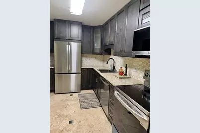 2400 NE 33rd Avenue #208, Fort Lauderdale, FL 33305 - Photo 4