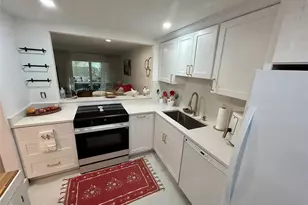 3060 Holiday Springs Blvd, Margate, FL 33063 - Photo 2
