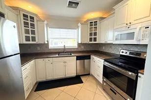 735 Hummingbird Way, North Palm Beach, FL 33408 - Photo 4