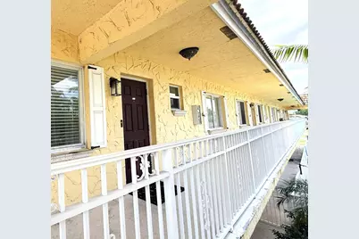 735 Hummingbird Way #201, North Palm Beach, FL 33408 - Photo 2