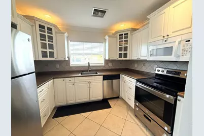 735 Hummingbird Way #201, North Palm Beach, FL 33408 - Photo 4