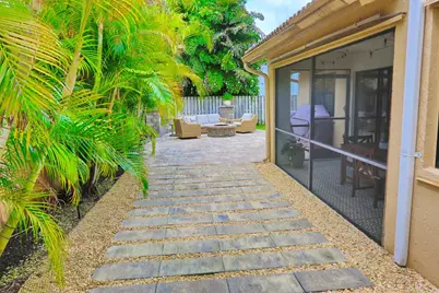 15061 Durham Lane, Davie, FL 33331 - Photo 40
