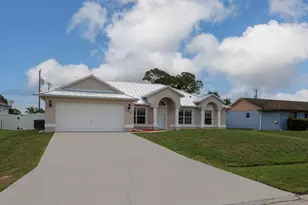 188 SW Klee Cir, Port Saint Lucie, FL 34953 - Photo 2