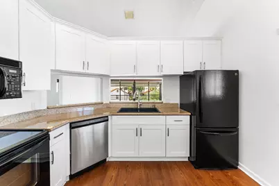 18 VÃ­a De Casas Sur #205, Boynton Beach, FL 33426 - Photo 10