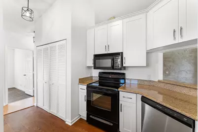 18 VÃ­a De Casas Sur #205, Boynton Beach, FL 33426 - Photo 12