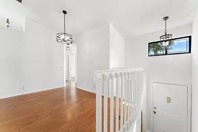18 VÃ­a De Casas Sur #205, Boynton Beach, FL 33426 - Photo 4