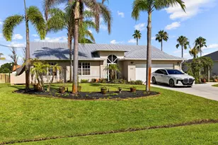 160 NE Twylite Terrace, Port Saint Lucie, FL 34983 - Photo 2