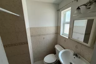 4161 NW 11th Ave, Oakland Park, FL 33309 - Photo 4