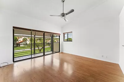 18 VÃ­a De Casas Sur #205, Boynton Beach, FL 33426 - Photo 8