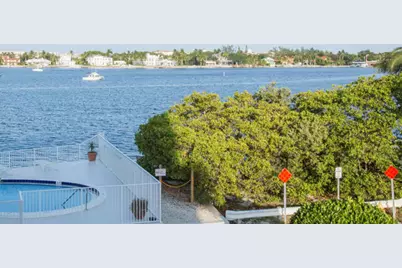 301 Croton Avenue #303, Lantana, FL 33462 - Photo 12