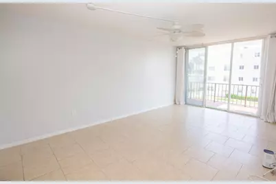 301 Croton Avenue #303, Lantana, FL 33462 - Photo 36