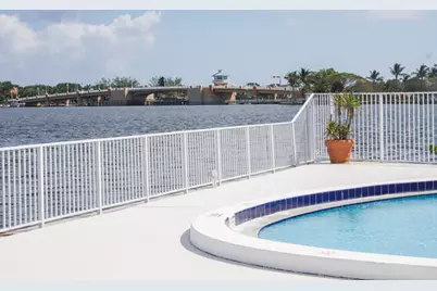 301 Croton Avenue #303, Lantana, FL 33462 - Photo 32
