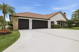 15395 Meadow Wood Dr, Wellington, FL 33414 - Photo 34