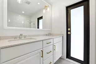 15395 Meadow Wood Dr, Wellington, FL 33414 - Photo 22