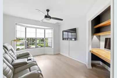 15395 Meadow Wood Drive, Wellington, FL 33414 - Photo 24