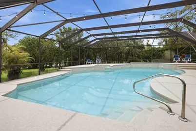 15395 Meadow Wood Drive, Wellington, FL 33414 - Photo 28