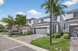 325 NW 33rd Ln, Pompano Beach, FL 33069 - Photo 2